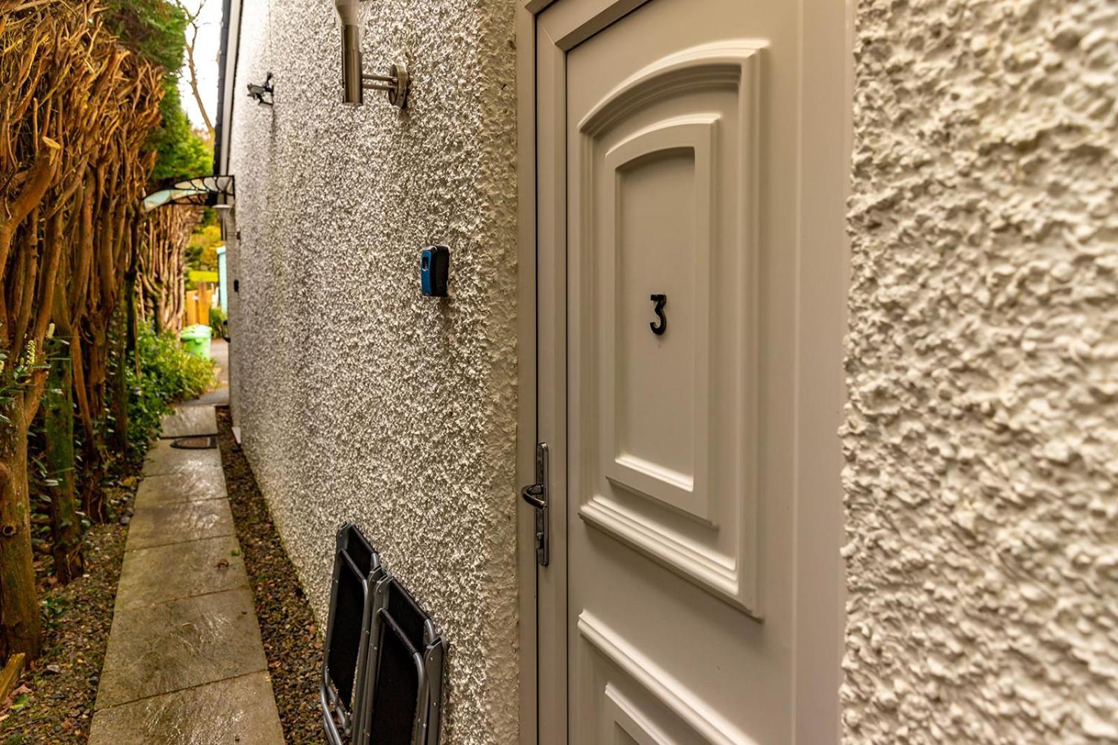 Roger Ground Guest House - With Onsite Car Parking Windermere Exterior photo